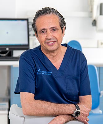 Dr Javier Sola - Implantología y Estética
